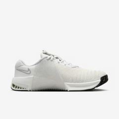 Tênis de Cross Nike Metcon 9  - Branco / Cinza - Feminino