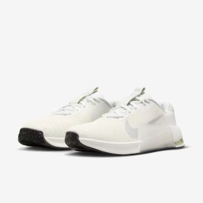 Tênis de Cross Nike Metcon 9  - Branco / Cinza - Feminino